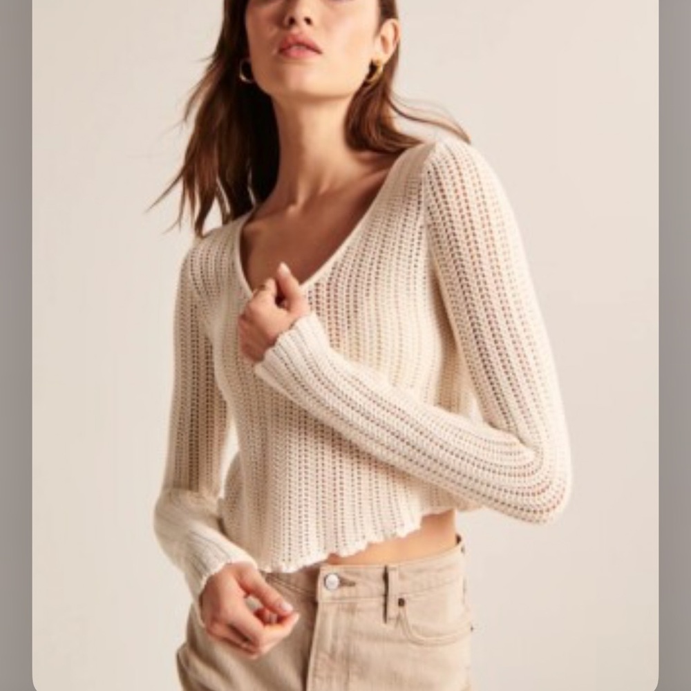 Abercrombie & Fitch Cream long sleeve scoop neck crochet sweater S